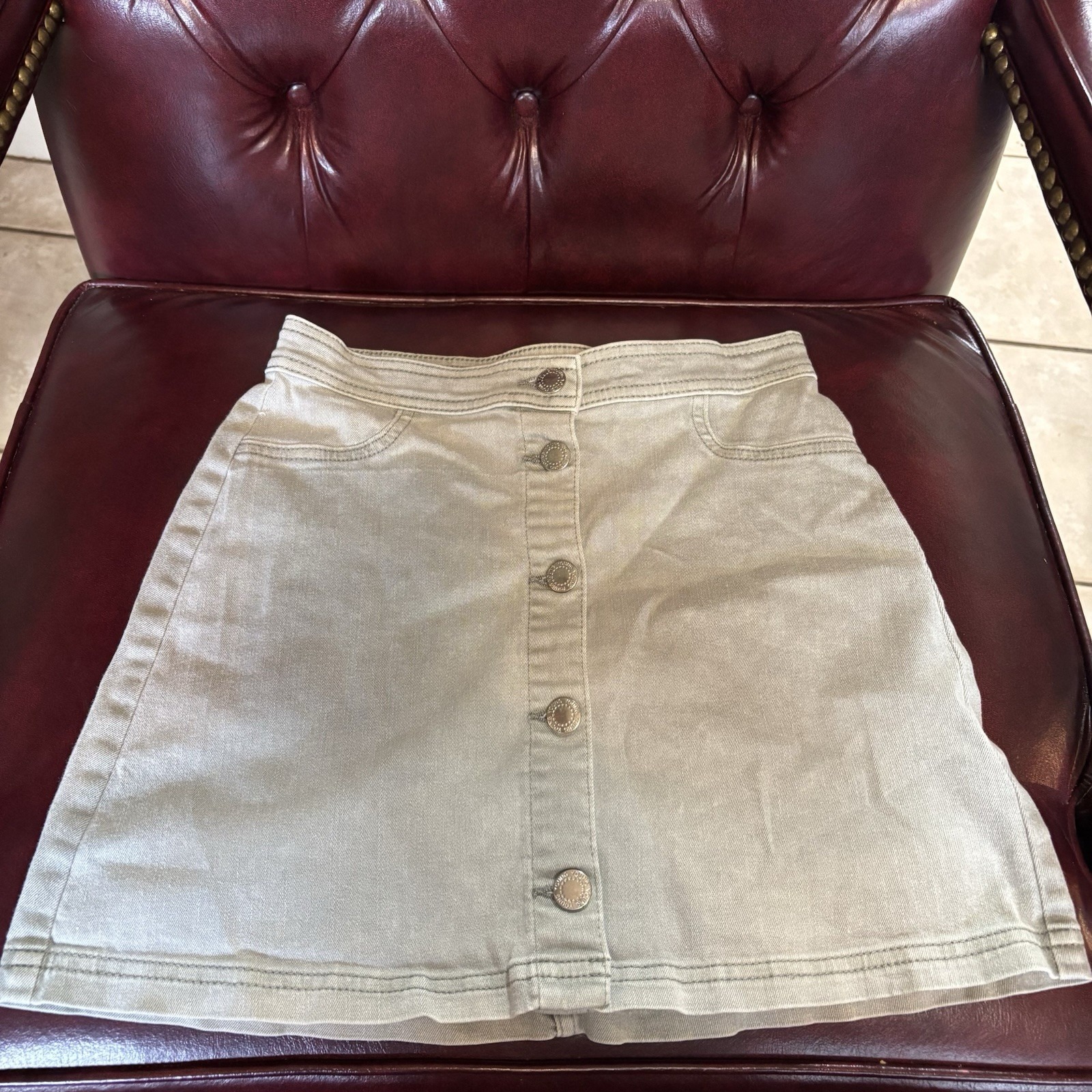 H&M Girls Mini Skirt Front 5 Buttons Girls Size 10y-11y Sage Green Denim